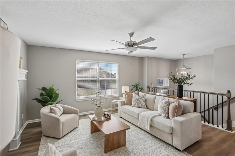 910 NW Hilltop Ln, Grain Valley, MO 64029