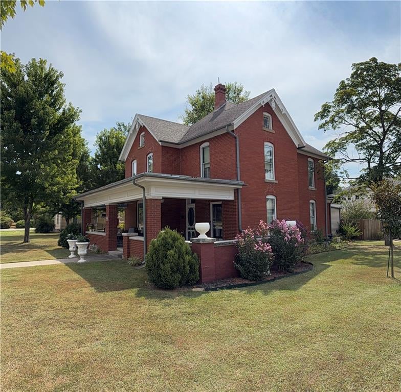 401 E Madison Ave, Iola, KS 66749