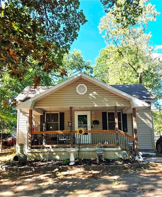 804 W 3rd St, Pittsburg, KS 66762