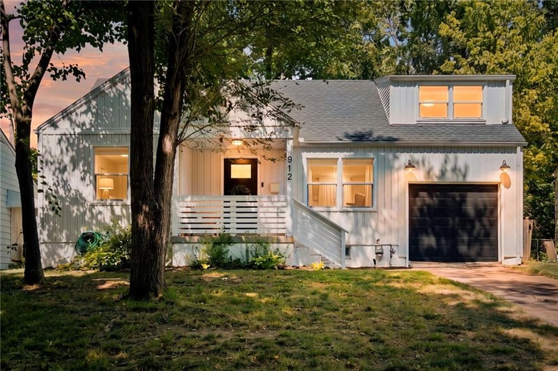 912 E 78th St, Kansas City, MO 64131