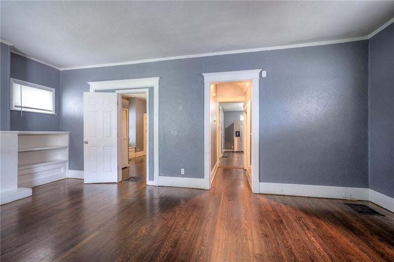 3034 E 32nd St, Kansas City, MO 64128