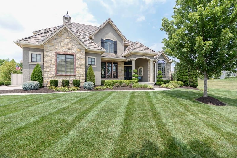 12704 W 161st St, Overland Park, KS 66062
