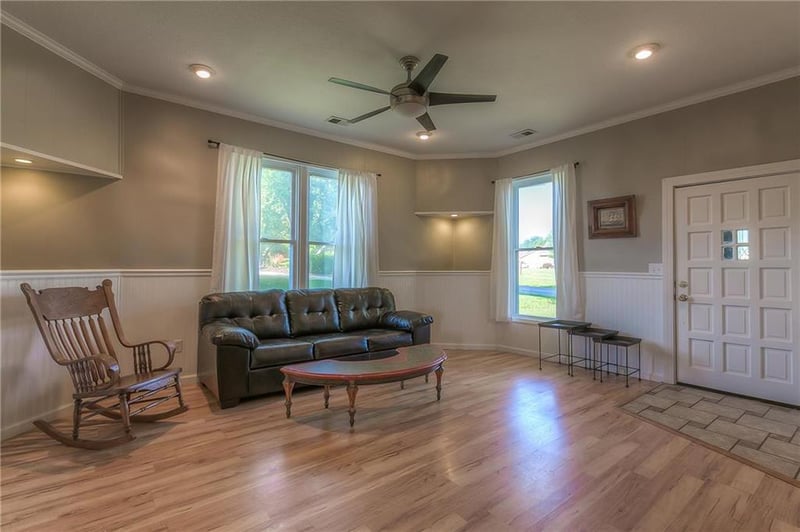 15375 Quivira Rd, Overland Park, KS 66221