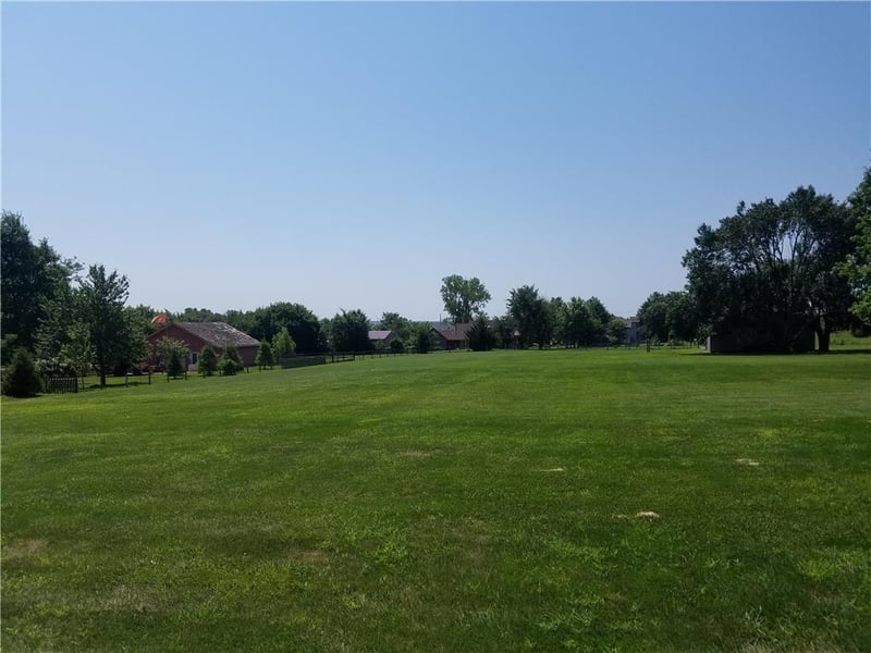 10659 W 157th Ter, Overland Park, KS 66221