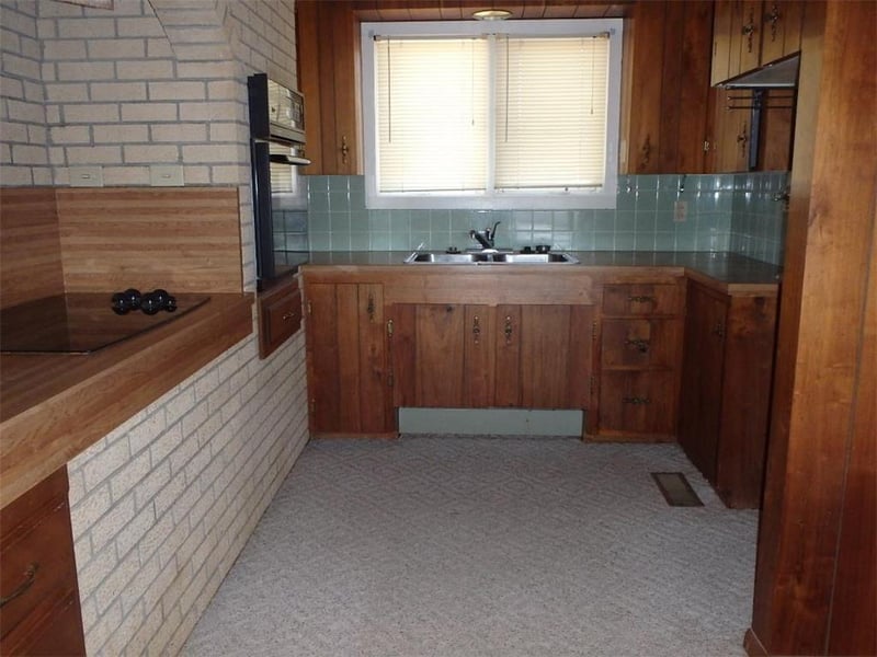 609 E Ritchie Ave, Marceline, MO 64658
