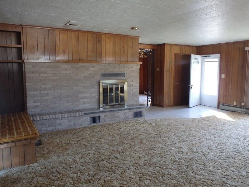 609 E Ritchie Ave, Marceline, MO 64658