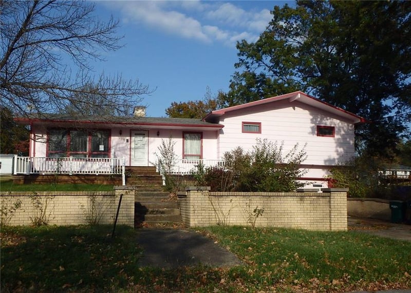 609 E Ritchie Ave, Marceline, MO 64658