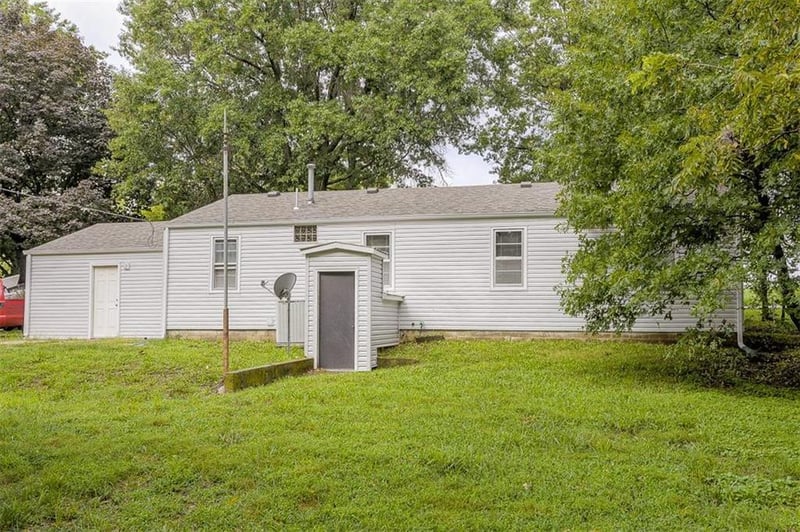 14909 Kelley Rd, Kansas City, MO 64149