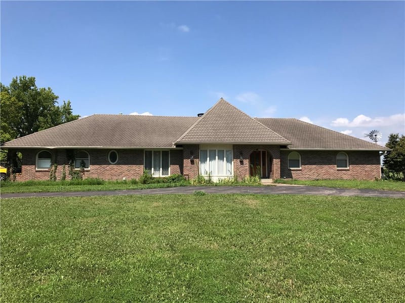 6640 Lee's Summit Rd, Kansas City, MO 64136