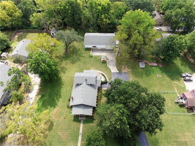 8601 W 47th St, Overland Park, KS 66203