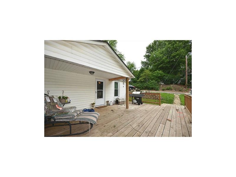 115 W First St, Farley, MO 64028