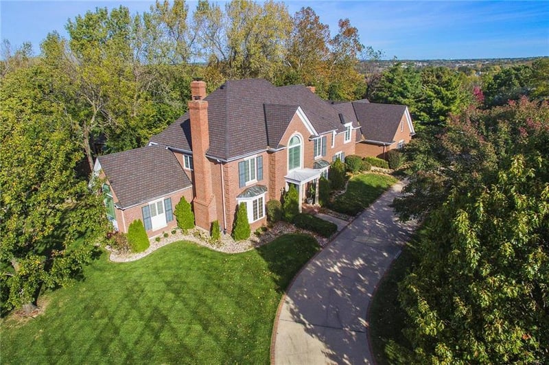 4312 N Hickory Ln, Kansas City, MO 64116