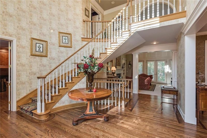 4312 N Hickory Ln, Kansas City, MO 64116