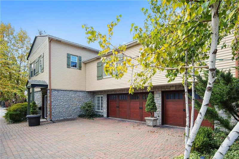 4022 Wyoming St, Kansas City, MO 64111