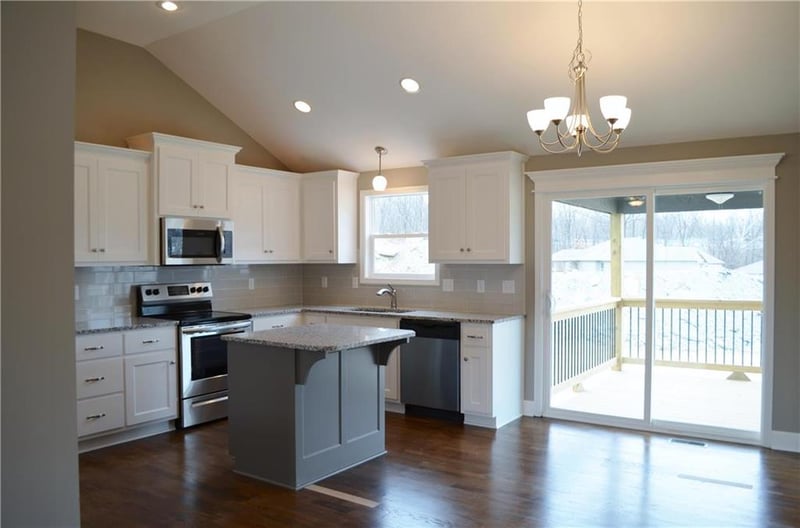 3200 NW 50th Ter, Riverside, MO 64151