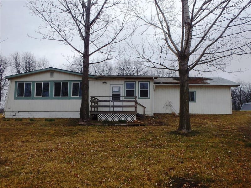 20003 Painted Cup Dr, Unionville, MO 63565