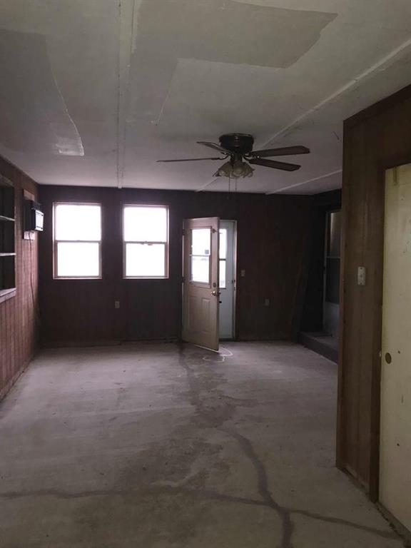 20003 Painted Cup Dr, Unionville, MO 63565