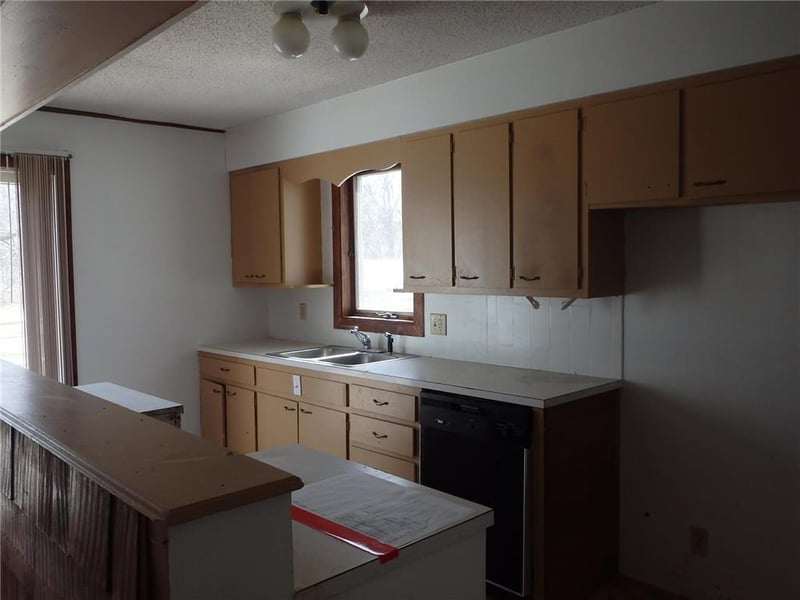 408 W 4th St, Milan, MO 63556