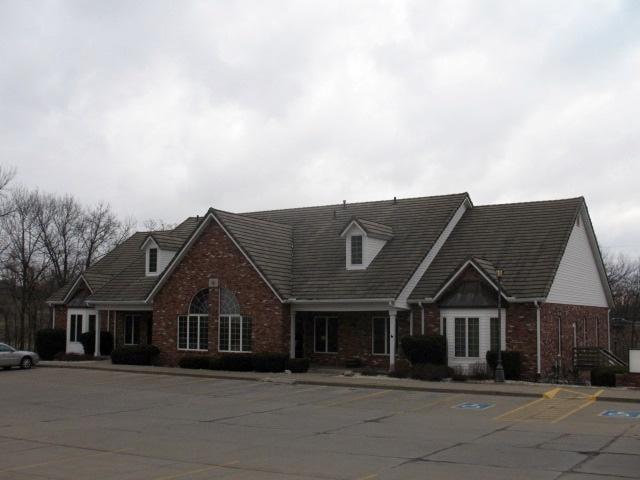 3915 Beck Rd, St Joseph, MO 64506