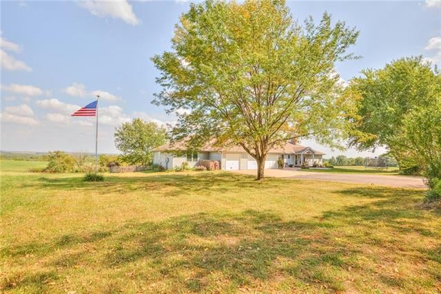 5411 NE 92 St, Kansas City, MO 64156