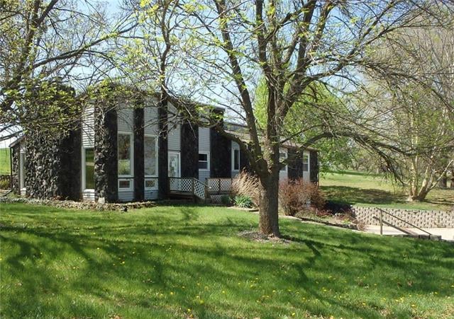 23738 Lake Lu Juan Dr, Milan, MO 63556