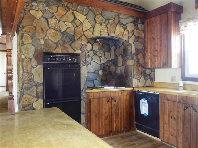 23738 Lake Lu Juan Dr, Milan, MO 63556