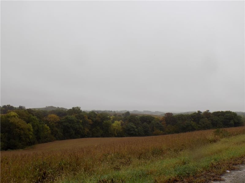 1993 225th Rd, Wathena, KS 66090