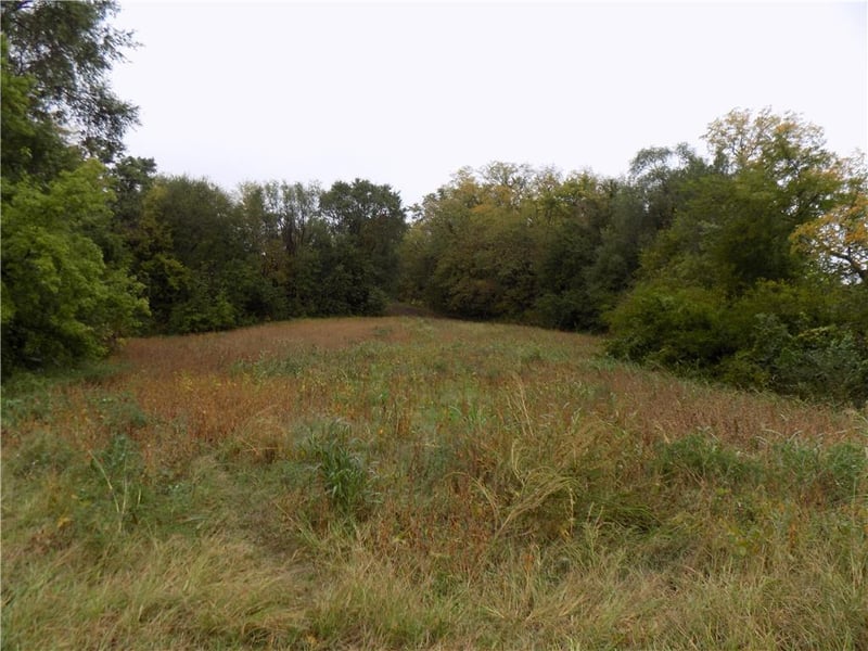 1993 225th Rd, Wathena, KS 66090