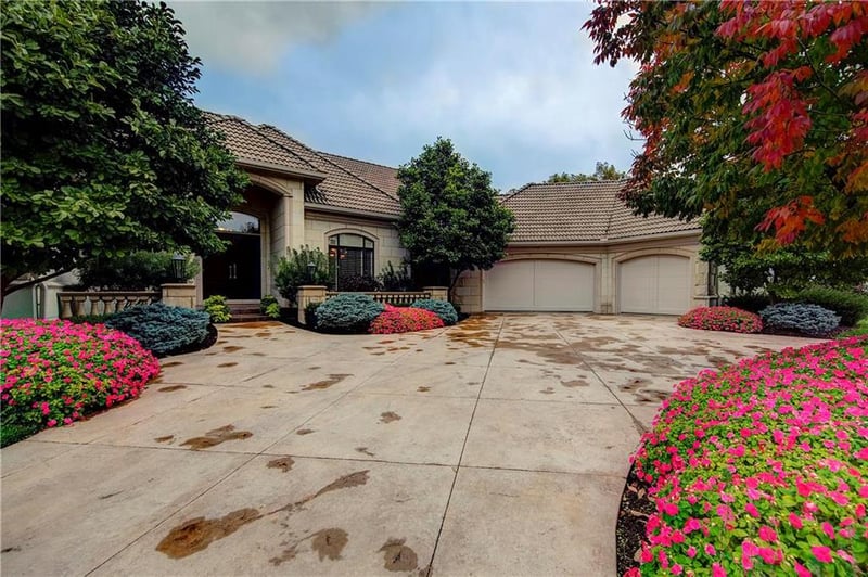 5501 Golden Bear Dr, Overland Park, KS 66223