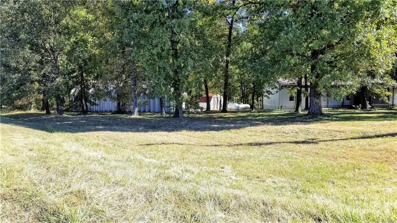 21498 County Rd Loop 124 N/A, Wheatland, MO 65779