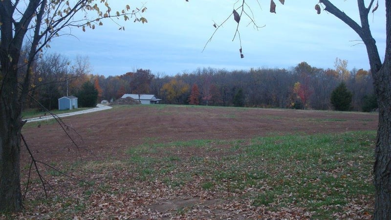 Carson Ln, Wood Heights, MO 64024