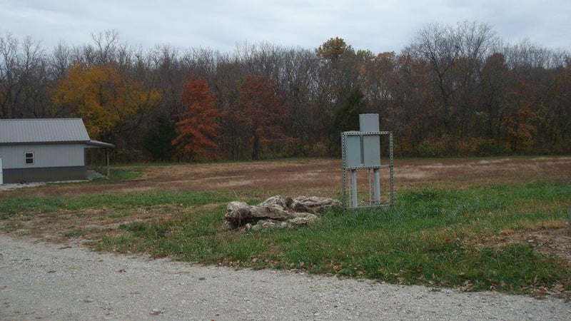 Carson Ln, Wood Heights, MO 64024