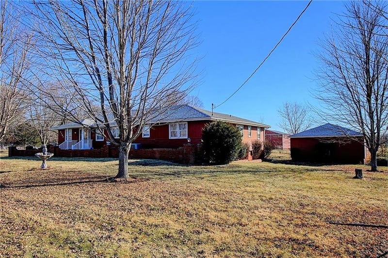9307 E 147th St, Kansas City, MO 64149