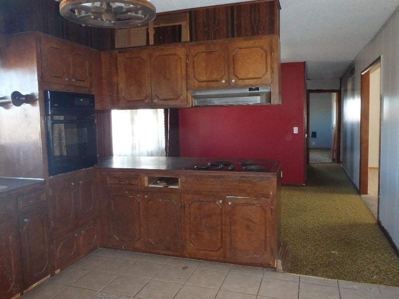 601 W 4th St, Milan, MO 63556