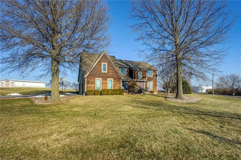 15469 Kelley Rd, Kansas City, MO 64149