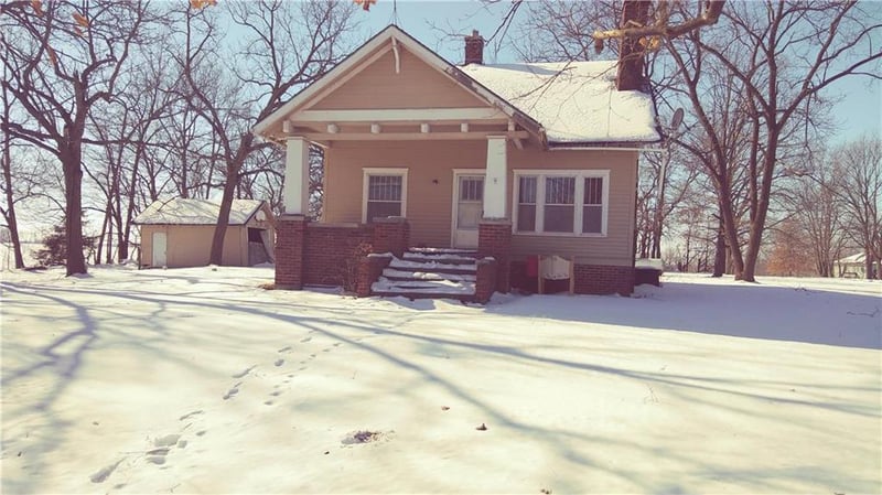 4056 SW Maple Rd, Amity, MO 64422