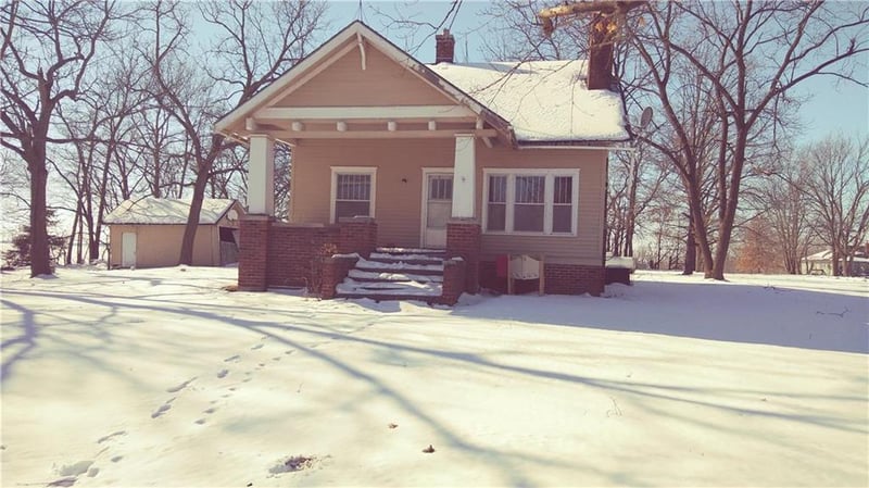 4056 SW Maple Rd, Amity, MO 64422