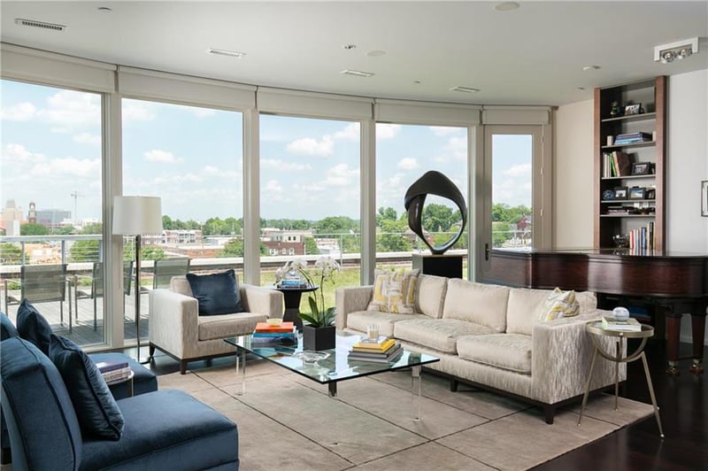 2929 Mcgee Trafficway #500, Kansas City, MO 64108