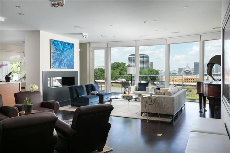 2929 Mcgee Trafficway #500, Kansas City, MO 64108