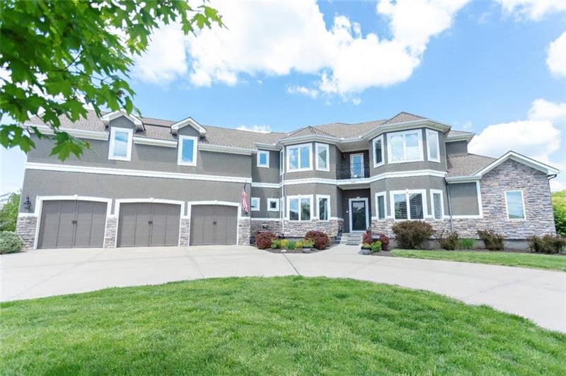 13316 E 93rd St, Kansas City, MO 64138