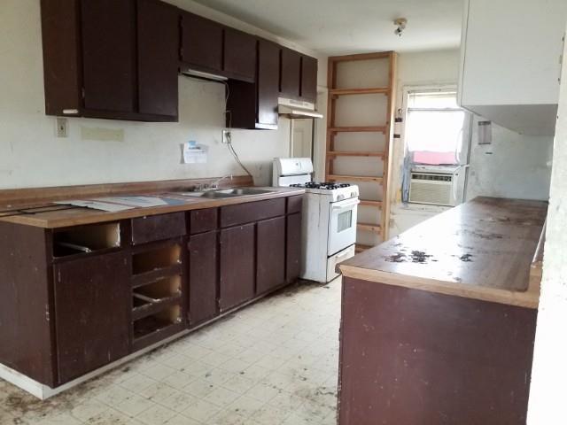 108 Allen's Alley Pw, Perry, KS 66073