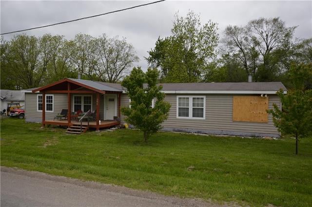 206 W Marshall St, Mayview, MO 64071