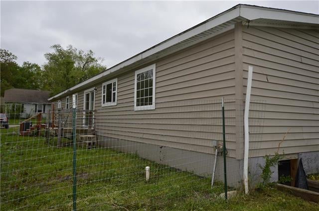 206 W Marshall St, Mayview, MO 64071