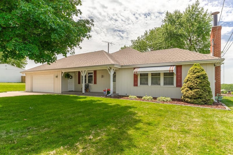 2808 Blue Ridge Blvd, Kansas City, MO 64129