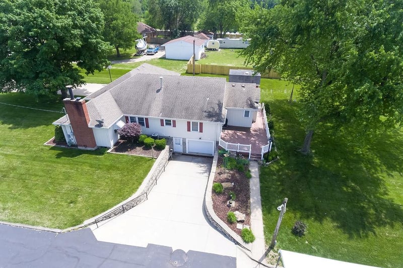 2808 Blue Ridge Blvd, Kansas City, MO 64129