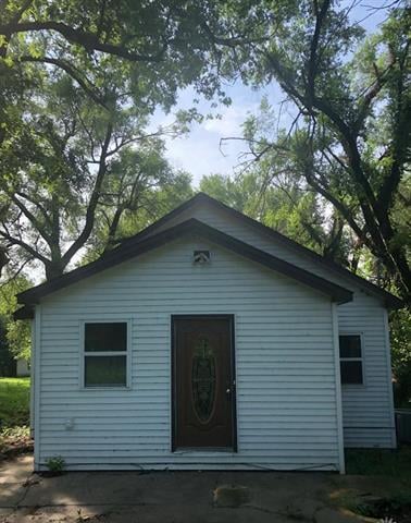100 Main St, Camden, MO 64017
