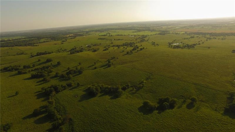 33808 SE 300th Rd, Kincaid, KS 66039