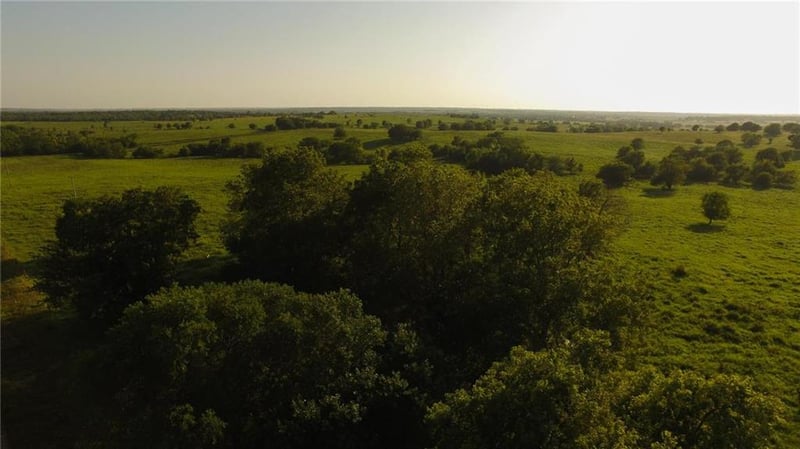 33808 SE 300th Rd, Kincaid, KS 66039