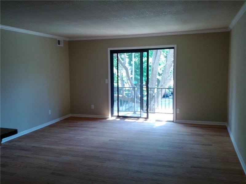 4416 Summit St, Kansas City, MO 64111