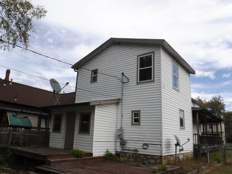 1307 NE Quincy St, Topeka, KS 66608